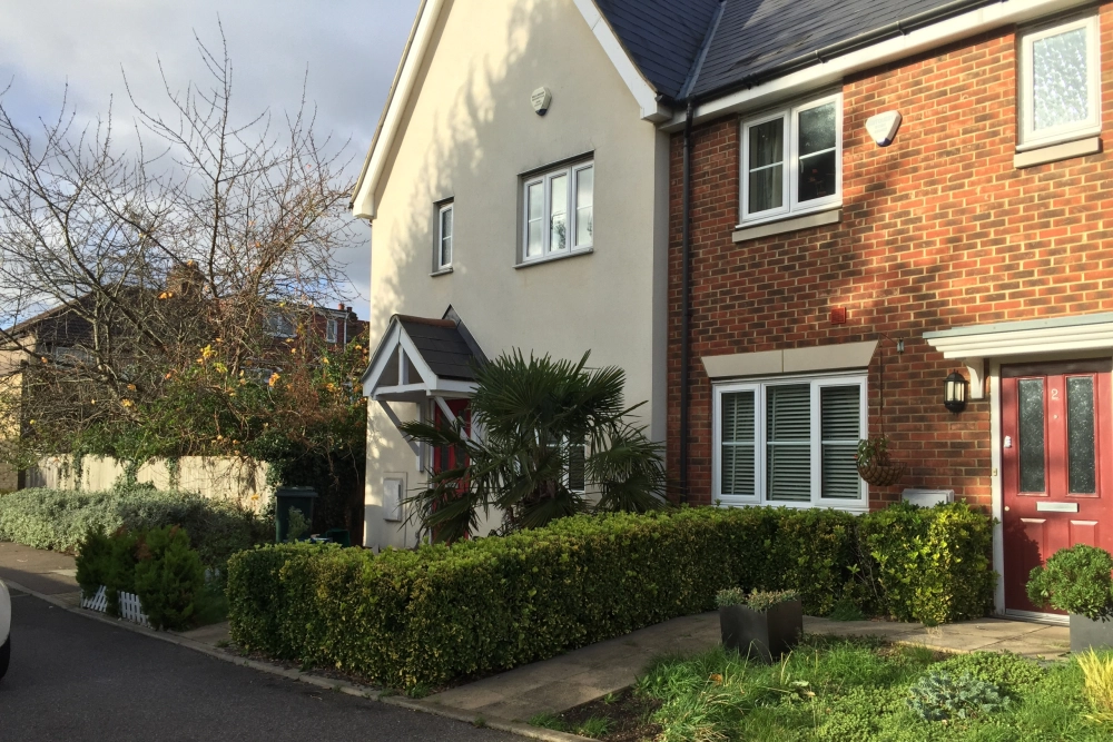 3 Bed End Terrace House in Ilford for Sale
