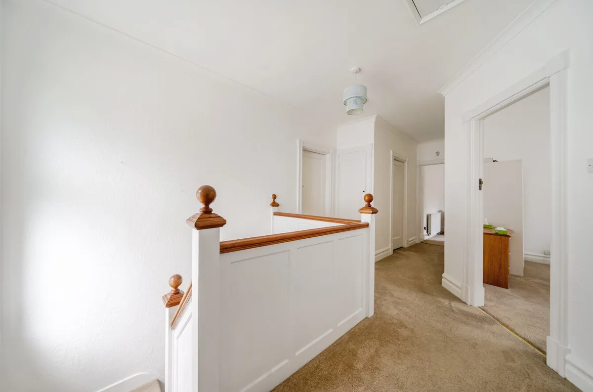 Upstairs landing, 4 bed detached house Orpington BR6