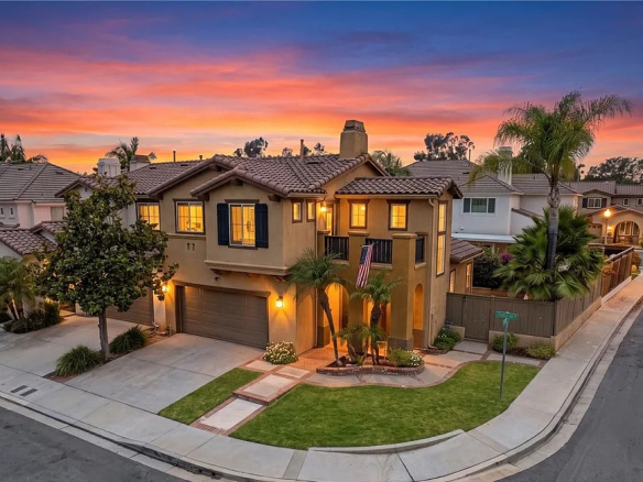 Rancho Santa Margarita home with wraparound backyard